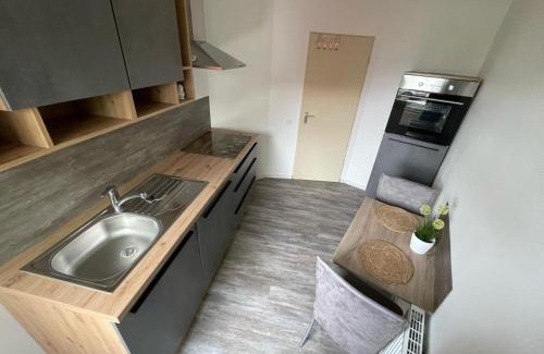 Konen Apartment | Ferienwohnung Am Waldesrand