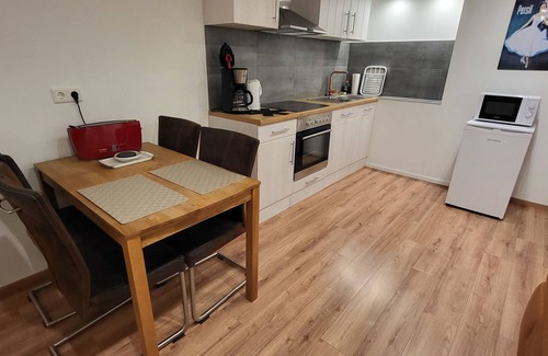 Fuldatal Apartment | Ferienwohnung/app. für 2 Gäste mit 62m² in Fuldatal