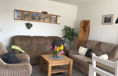 Joditz Apartment | Ferienwohnung Auenthal, Gemütlichen Eingerichtet Ferienwohnung für 1-5 Personen