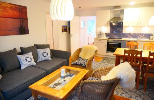 Niesgrau Apartment | Ferienwohnung Bambuswald Ferienhof Geltinger Bucht