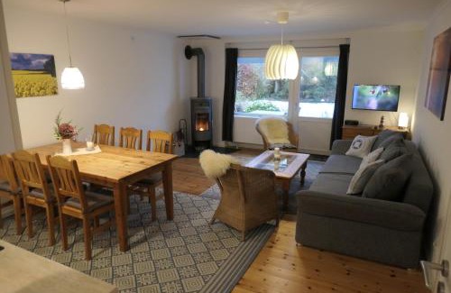 Niesgrau Apartment | Ferienwohnung Bambuswald Ferienhof Geltinger Bucht