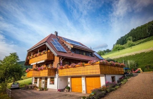 Muehlenbach Apartment | Ferienwohnung Bergblick, 70qm, 2 Schlafzimmer, max. 4 Personen