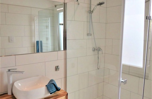 Weilheim Apartment | Ferienwohnung "Black Forest", 53qm, 2 Schlafzimmer, max. 4 Personen