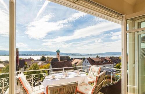 Allensbach Apartment | Ferienwohnung Bodenseeblick