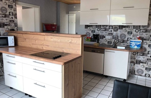 Villmar Apartment | Ferienwohnung - Carolinger Hüttendorf