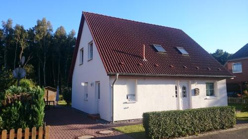 Glowe Apartment | Ferienwohnung Csallner