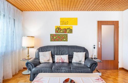 Uehlingen-Birkendorf Apartment | Ferienwohnungen Tannengeflüster