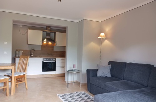 Prien am Chiemsee Apartment | Ferienwohnung mit Sep. Schlafzimmer, 52 qm, Balkon