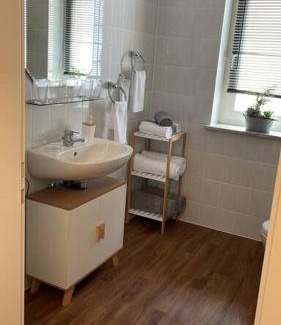 Supplingen Apartment | Ferienwohnung Edge-Inn