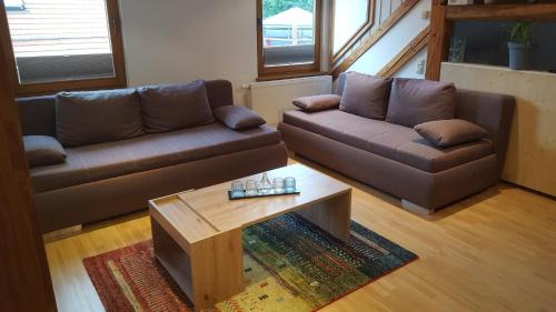 Poppenhausen Apartment | Ferienwohnung Elena