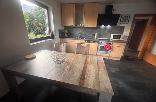 Liebenau Apartment | Ferienwohnung Elly 3 km vom Diemelradweg