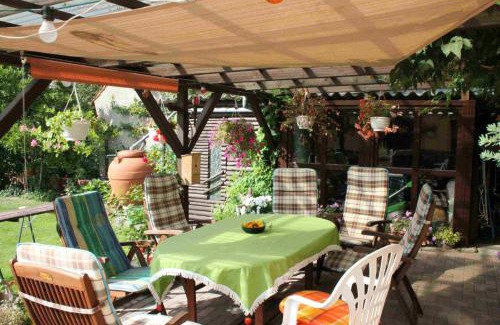 Guestrow Apartment | Ferienwohnung Eva-Maria Schmidt