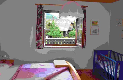 Ferndorf Other | Ferienwohnung für 2-4 Personen mit Großem Balkon - Bartlbauerhof