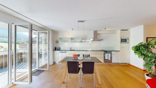 Lenz Apartment | Ferienwohnung für 5 Personen Piz Linard Lantsch-Lenzerheide