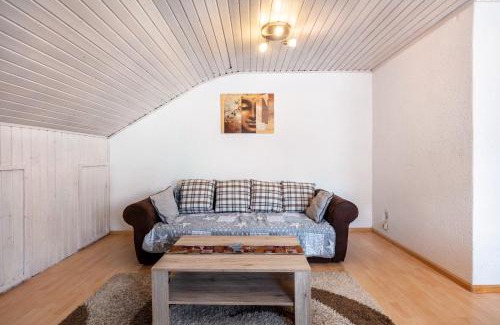 Oflingen Apartment | Ferienwohnung Fly