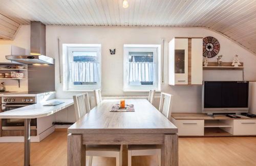 Oflingen Apartment | Ferienwohnung Fly