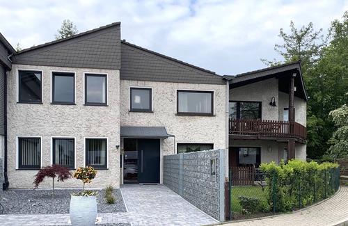 Hochdahl Apartment | Ferienwohnung "garten" 95 qm