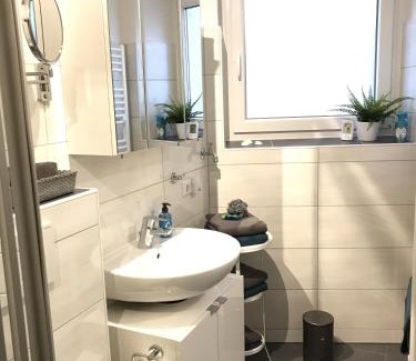 Heppens House | Ferienwohnung Hallix - Wilhelmshaven