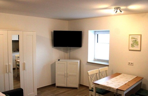 Lohmen Apartment | Ferienwohnung Haufe - Ferienwohnung, Wohn-/schlafraum