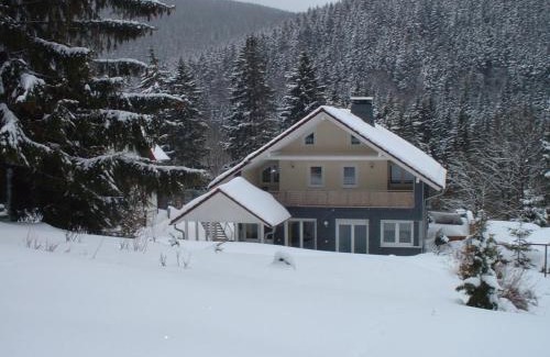 Ilmenau Apartment | Ferienwohnung Hermannstein
