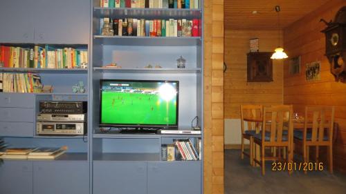 Rudow Apartment | Ferienwohnung Heucke