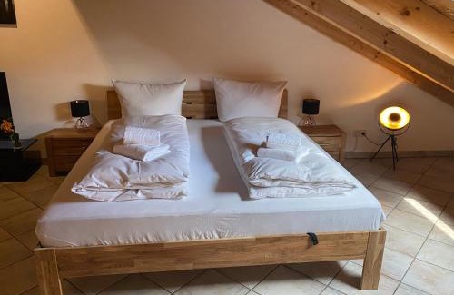 Holzkirchen Apartment | Ferienwohnung Hubertus