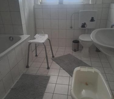 Halsenbach Apartment | Ferienwohnung I&I