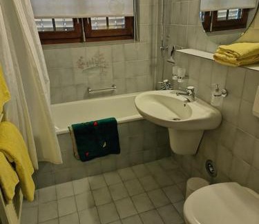 Graechen Apartment | Ferienwohnung im Haus Castor