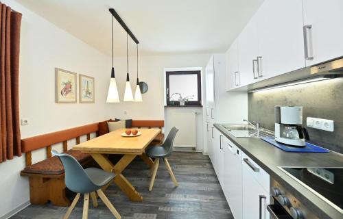 Poppenhausen Apartment | Ferienwohnung im "Liebig-Haus"
