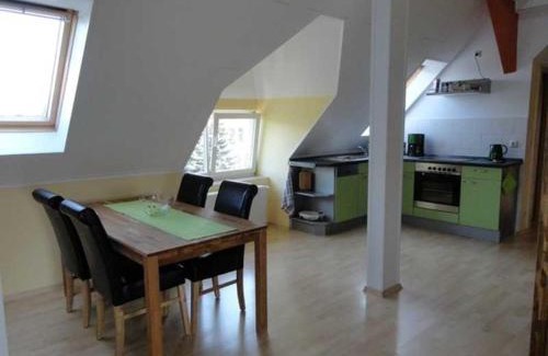 Neubrandenburg Apartment | Ferienwohnung im Stadtpark