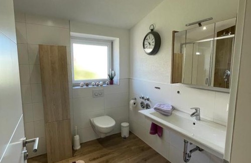 Lonsee Apartment | Ferienwohnung in Lonsee-Ettlenschieß