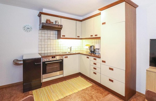 Blons Apartment | Ferienwohnung In Ruhiger Lage