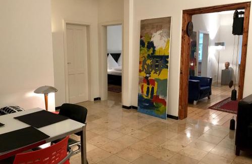 Insel Apartment | Ferienwohnung Insel-Residenz 1 - stilvolles Altstadt Haus auf der Insel