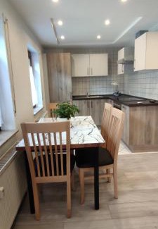 Alpirsbach Apartment | Ferienwohnung Istrefi