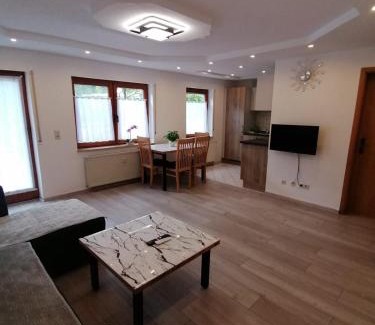 Alpirsbach Apartment | Ferienwohnung Istrefi