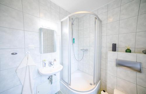 Gera Apartment | Ferienwohnung Jasmin - Gera Zentrum NEU renoviert