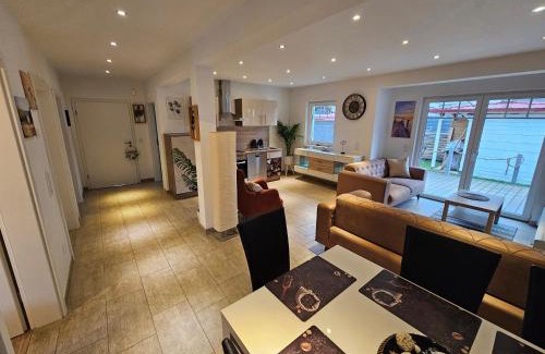 Bad Konig Apartment | Ferienwohnung Königsberg