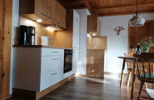 Furtwangen Apartment | Ferienwohnung Kandelblick mit 60qm, 1 Schlafraum, 1 Wohn-/Schlafraum für max. 3 Personen