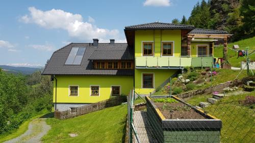 Frauenstein Apartment | Ferienwohnung Kanegger