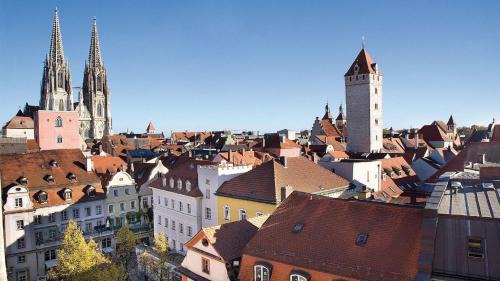 City Centre Regensburg Apartment | Ferienwohnung "Karmeliten Am Dom"