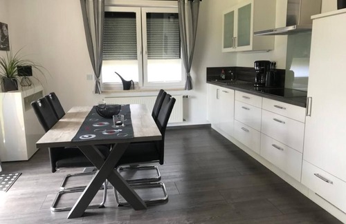 Wallscheid Apartment | Ferienwohnung Klatschmohn - Appartement/fewo, Dusche, WC, 1 Schlafraum