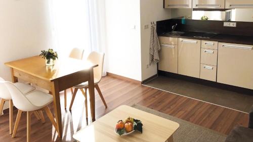 Ittendorf Apartment | Ferienwohnung Kräuter - Obsthof Steffelin