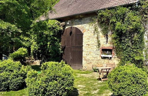 Altenbeken Apartment | Ferienwohnung Kutscherstube auf dem Alten Forstamt im Teutoburger Wald