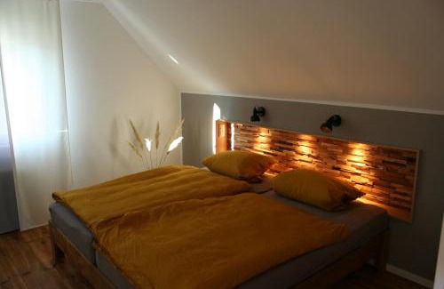 Lemberg Apartment | Ferienwohnung Löwenburg