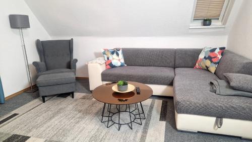 Sulingen Apartment | Ferienwohnung LandLicht mit Terrasse in ruhiger Lage