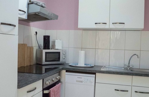 Langenfeld Apartment | Ferienwohnung Langenfeld 04, 80qm, 1 Schlafzimmer, 1 Wohn-/schlafraum, Max. 7 Personen
