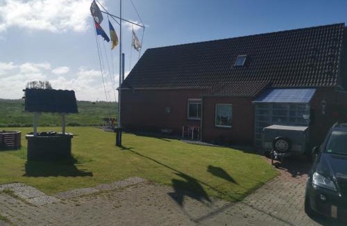 Hartward Apartment | Ferienwohnung Möwe, Perle im Dreieck Bensersiel, Neuharlingersiel, Esens
