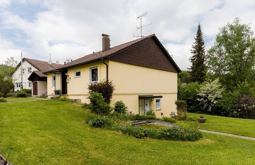 Bronnen Apartment | Ferienwohnung Mankai, 100 qm mit Terrasse und 2 Schlafzimmern für max. 5 Personen