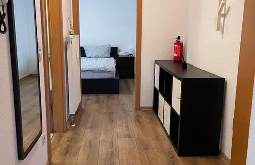 Burbach Apartment | Ferienwohnung mit 2 Zimmer, Küche, Bad, in Saarbrücken