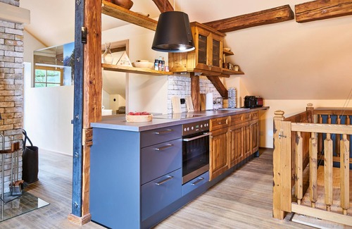 Bad Feilnbach Apartment | Ferienwohnung mit Balkon und Bergblick